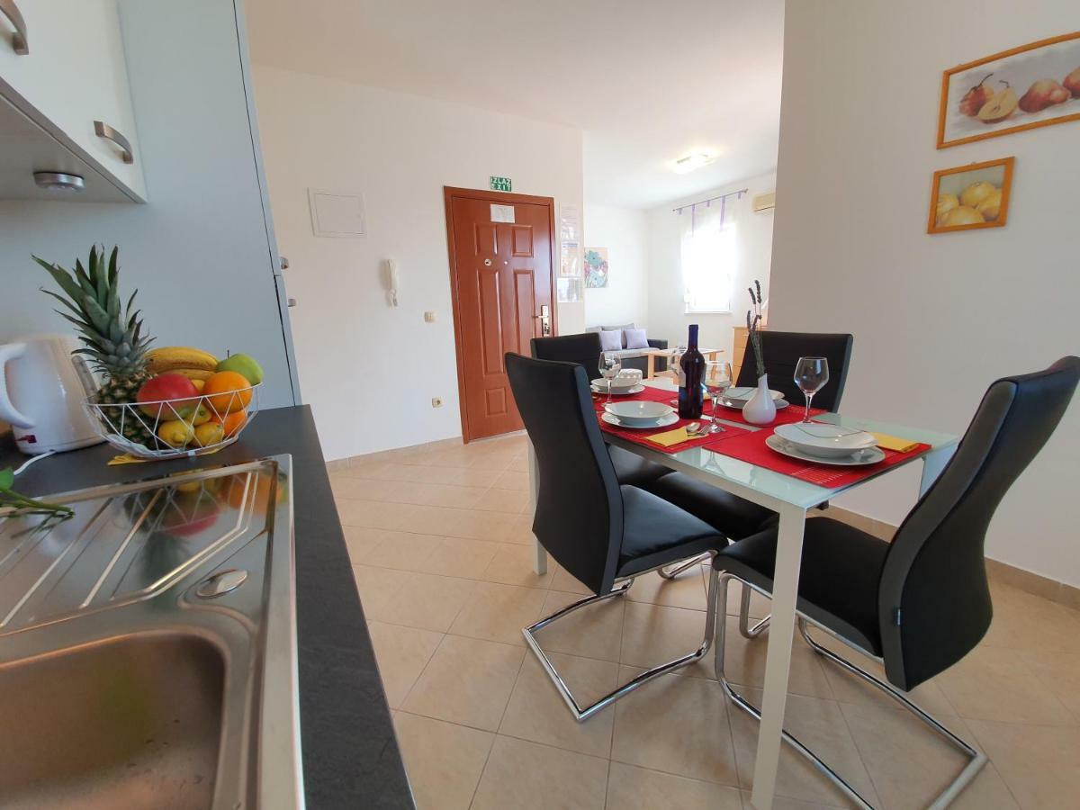 Apartment Tihana Trogir Luaran gambar
