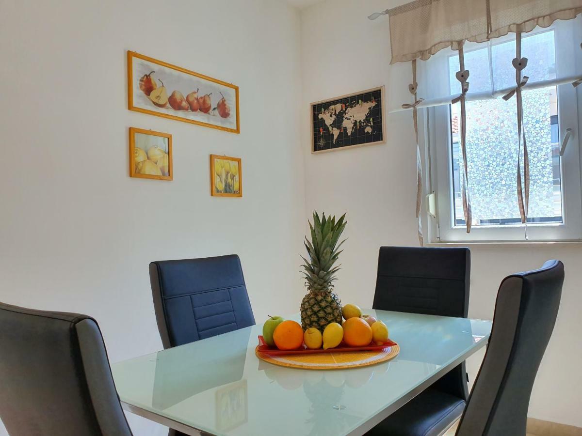 Apartment Tihana Trogir Luaran gambar