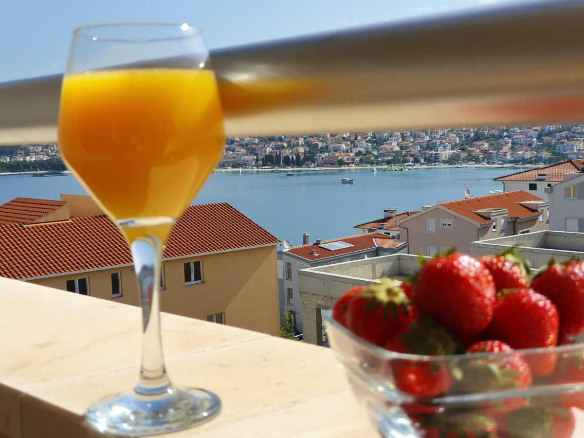 Apartment Tihana Trogir Luaran gambar